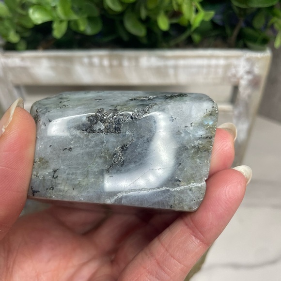 Labradorite Freeform - Picture 5 of 6